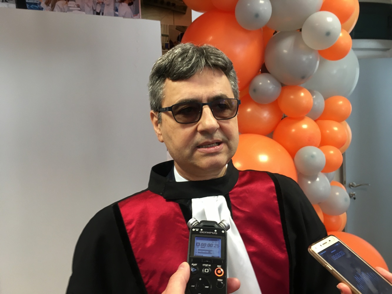 Дипломира се първият випуск магистър-фармацевти на Медицински университет – Плевен/СНИМКИ/